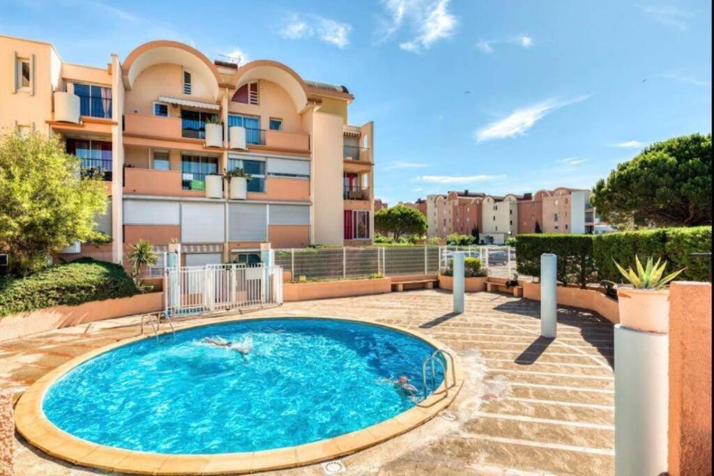 Appartement Sur Le Port De Gruissan Kültér fotó